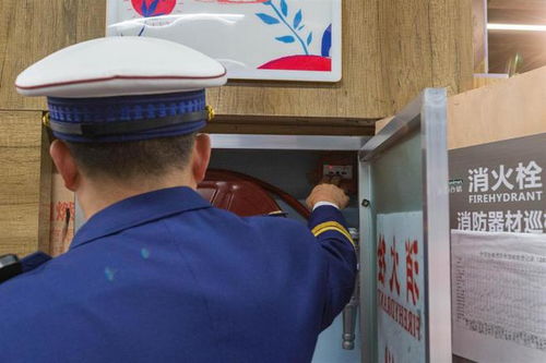 五一假期来临,武汉消防开展人员密集场所消防安全大检查