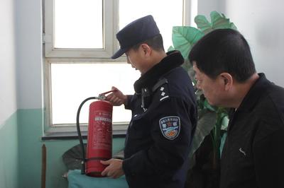 丰镇车站派出所深入管内单位开展春运期间消防安全大检查